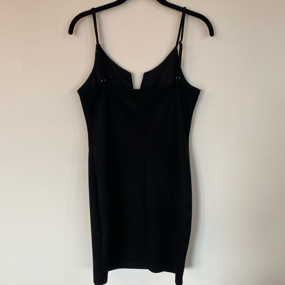 Black Slim Fitting Dress - Picture 2 of 6